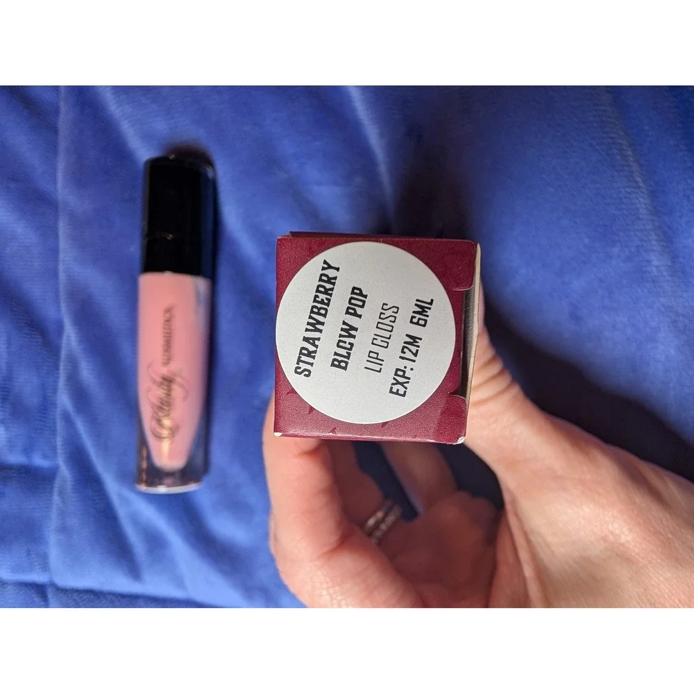 Klarity Kosmetics Lip Gloss Women 6.5ml Strawberry Blow Pop Pink High Shine NWT